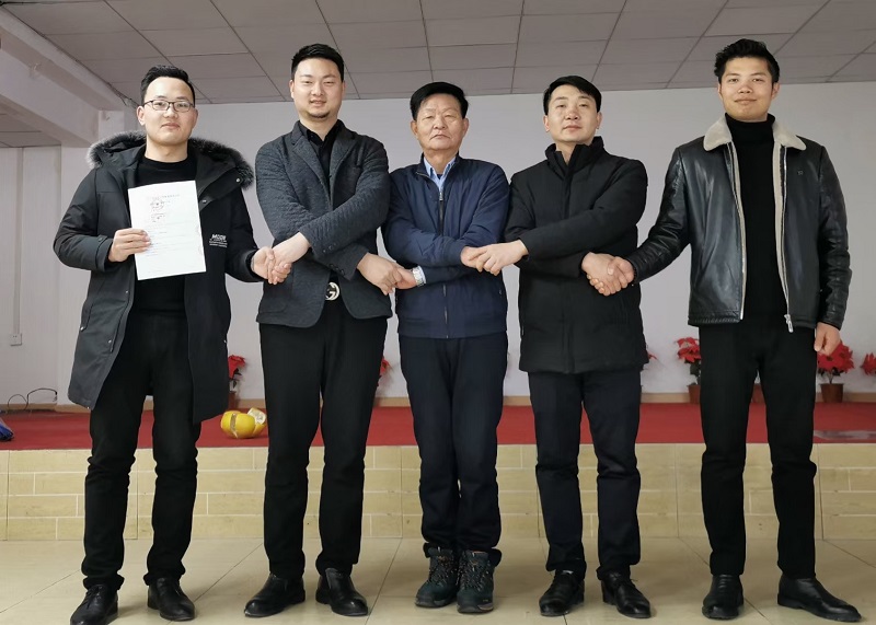 头等舱股份与湖北益鼎润达成合作！