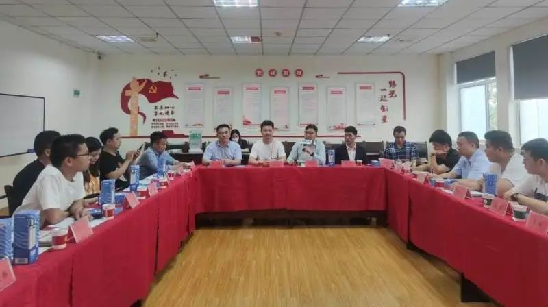 纪念中国共青团成立100周年暨武汉黄冈商会年轻一代委员会2022青年创新发展沙龙在洪山成功召开